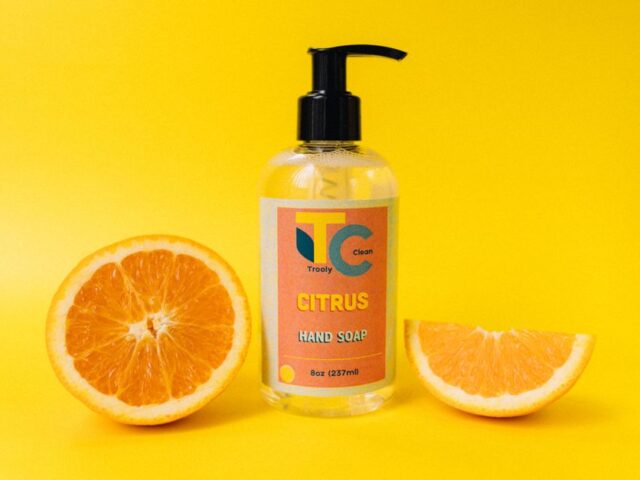 DIY: Citrus & poppy-seed scrub soap