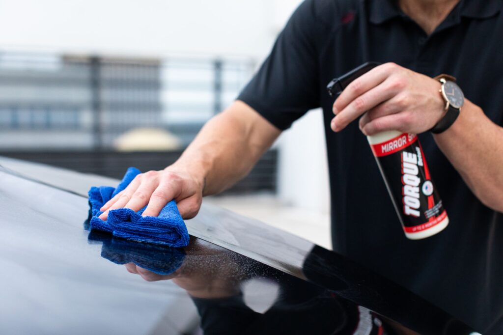 Interior trim cleaner / dashboard care