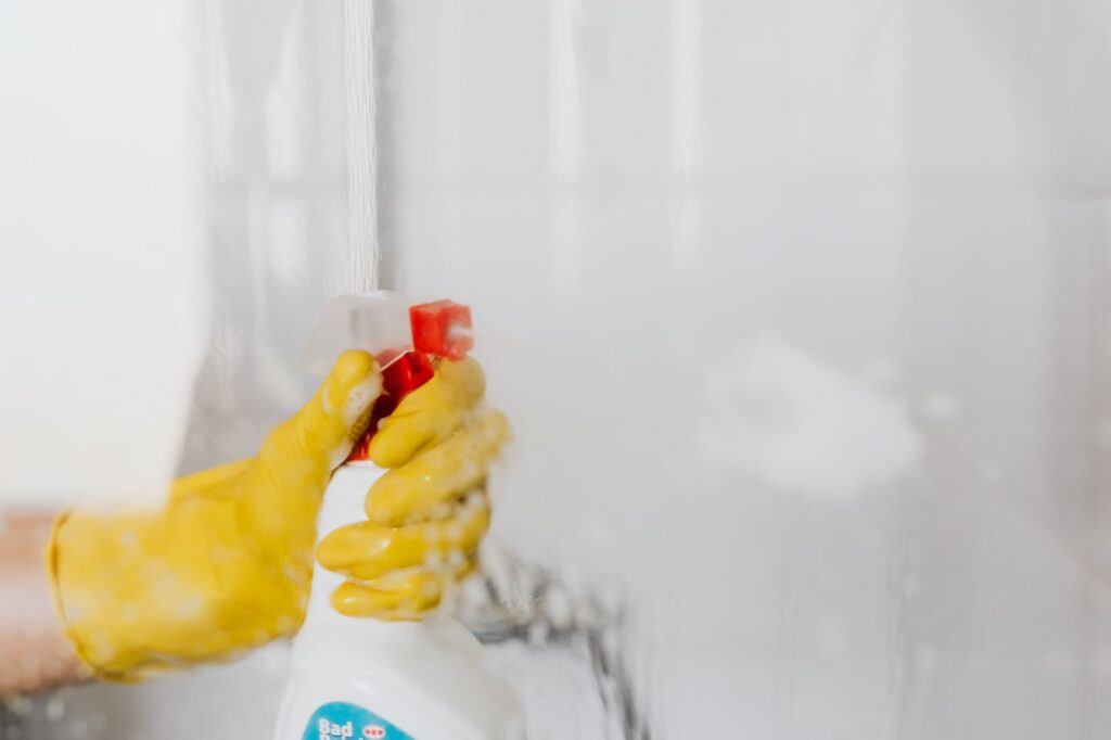 Stain spray (textile & upholstery)