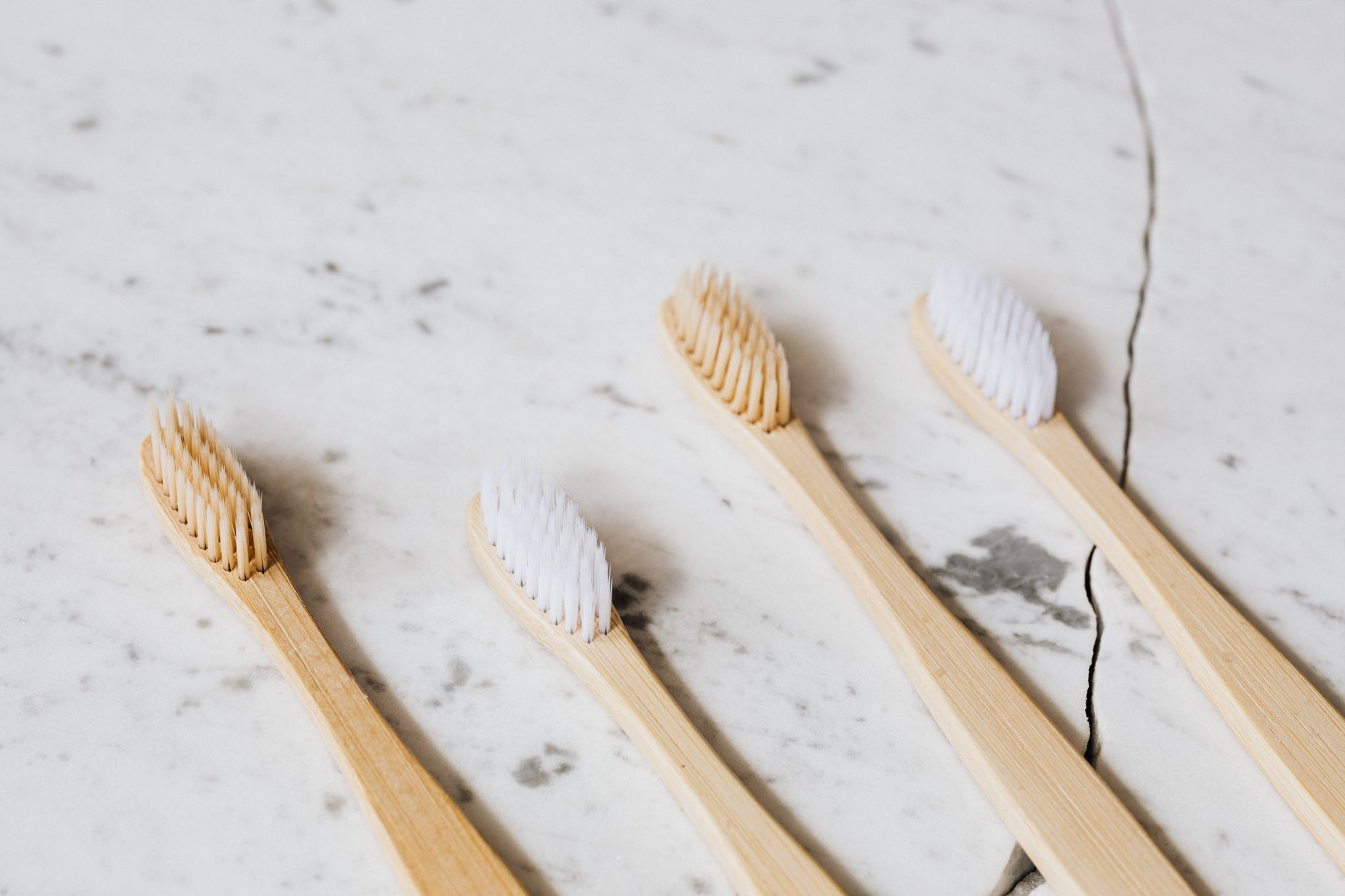 Bambuszahnbürste und Zahnputztabletten
