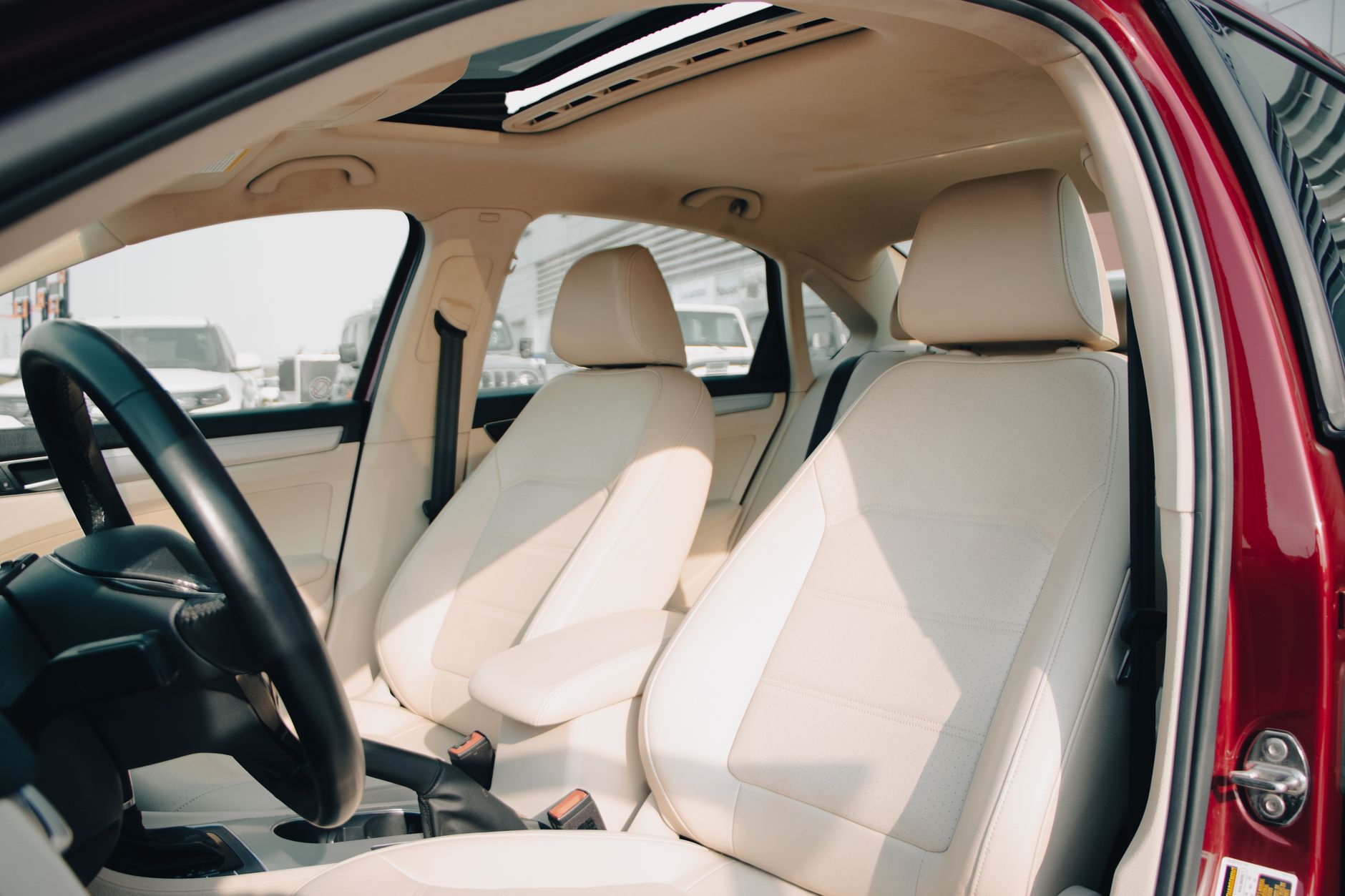 Autositze & Polster im Auto reinigen